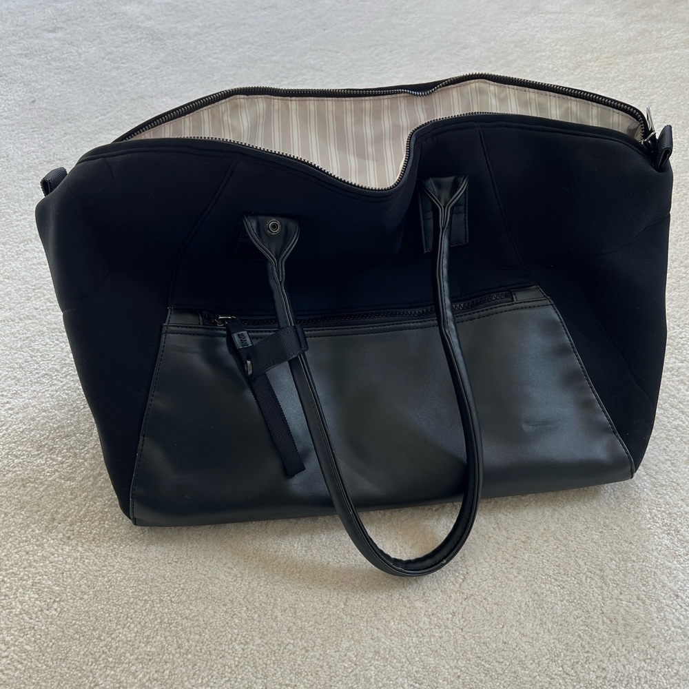 Lululemon tote bag